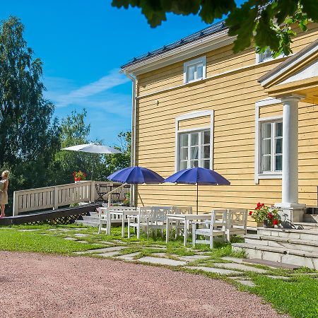 Bed and Breakfast Koivulan Kartano à Lohja Extérieur photo